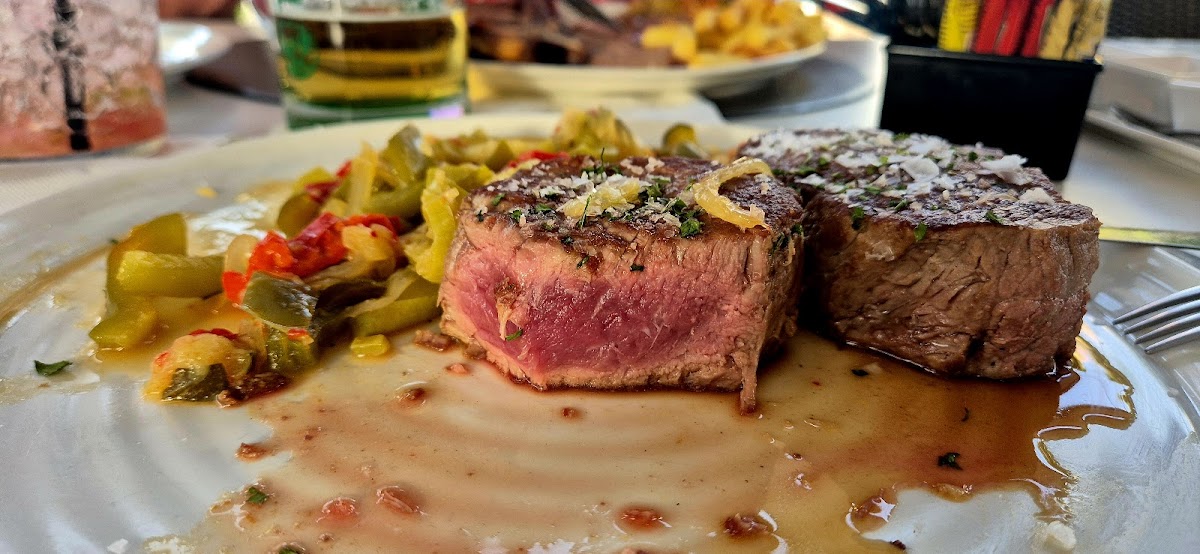 Aberdeen Steak-House Photo 3