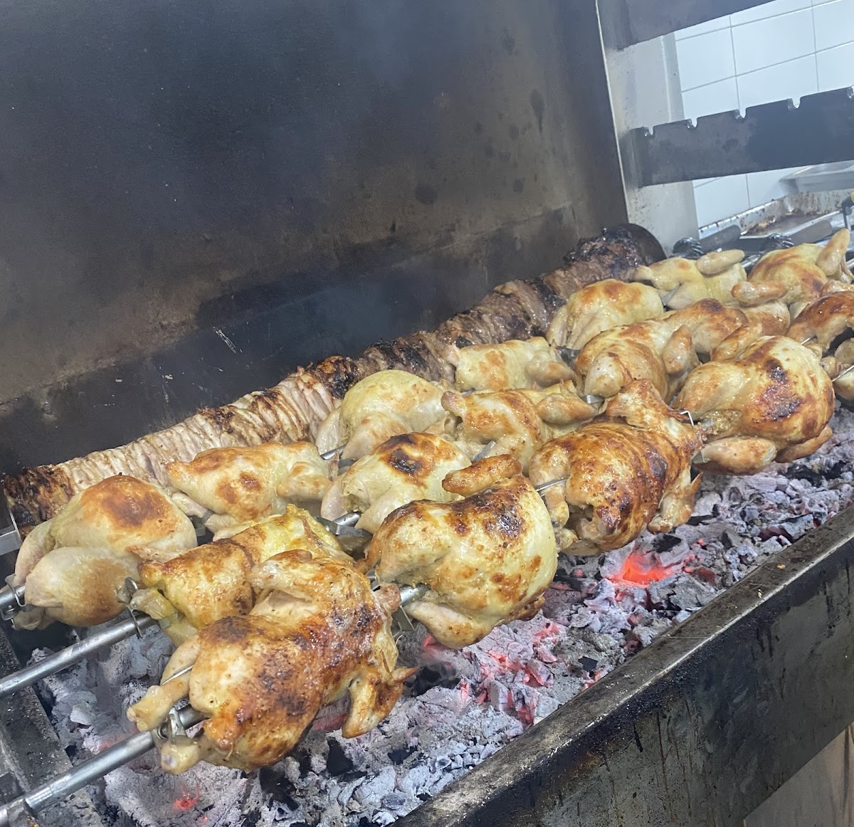 Woodend Charcoal Chicken & Gyros Bar Photo 2