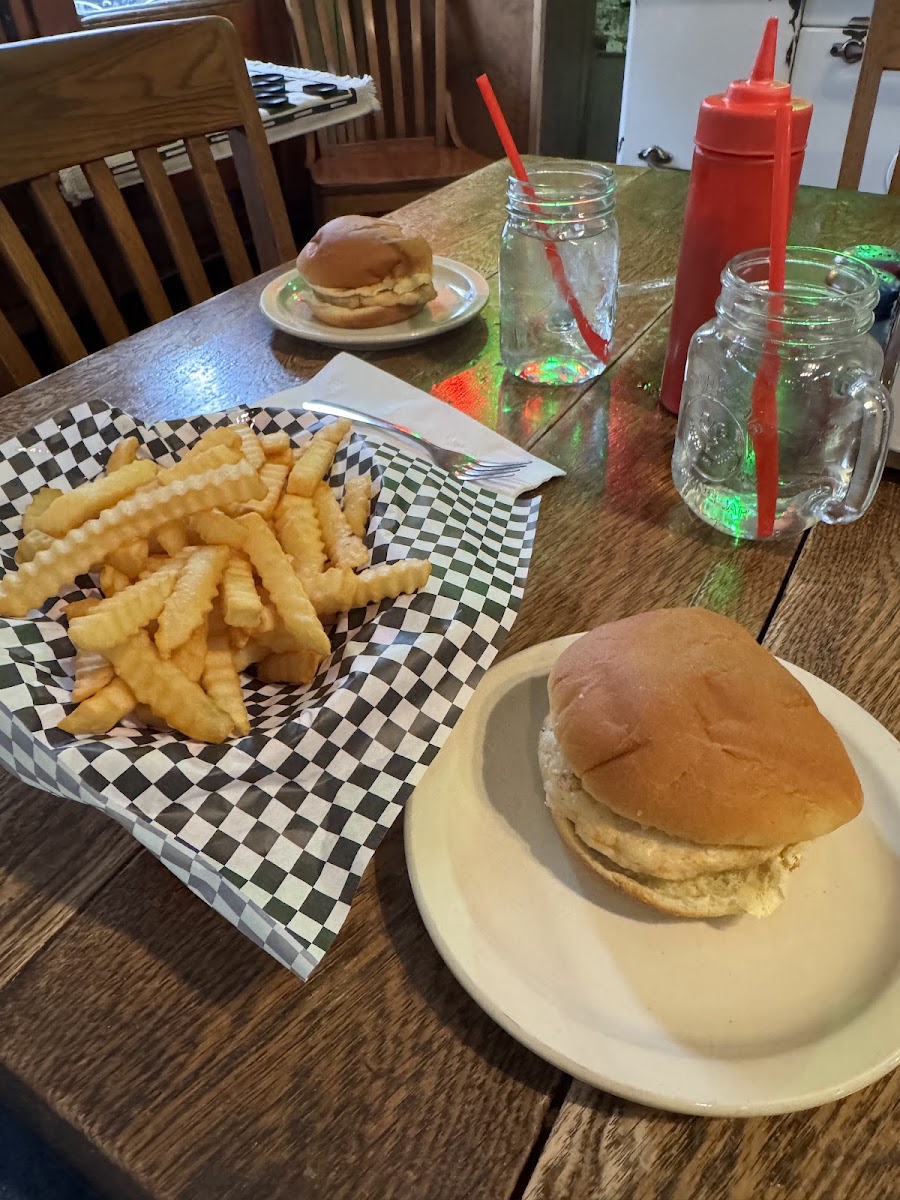 Augusta General Store Restaurant & Gift Shop Photo 5