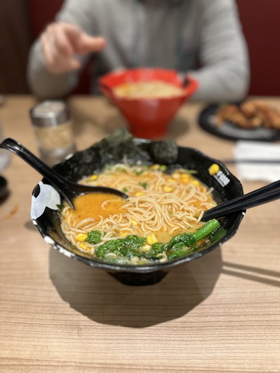 Ajisen Ramen (Newmarket) Photo 8