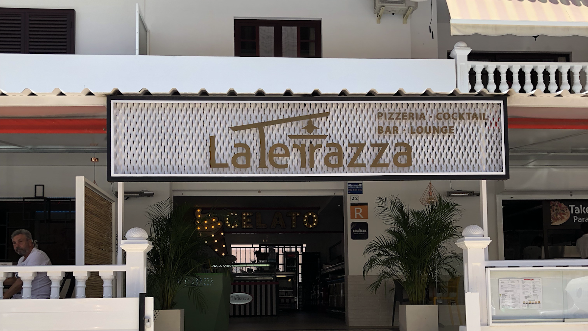 La Terrazza Pizzeria & Cocktail Restaurant
