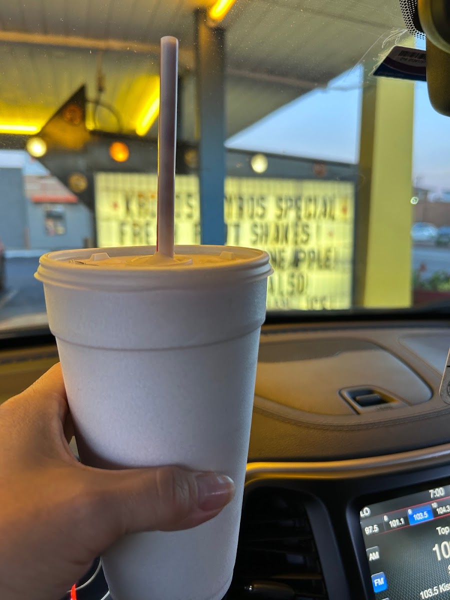 Dillingers Drive-In Inc Photo 5