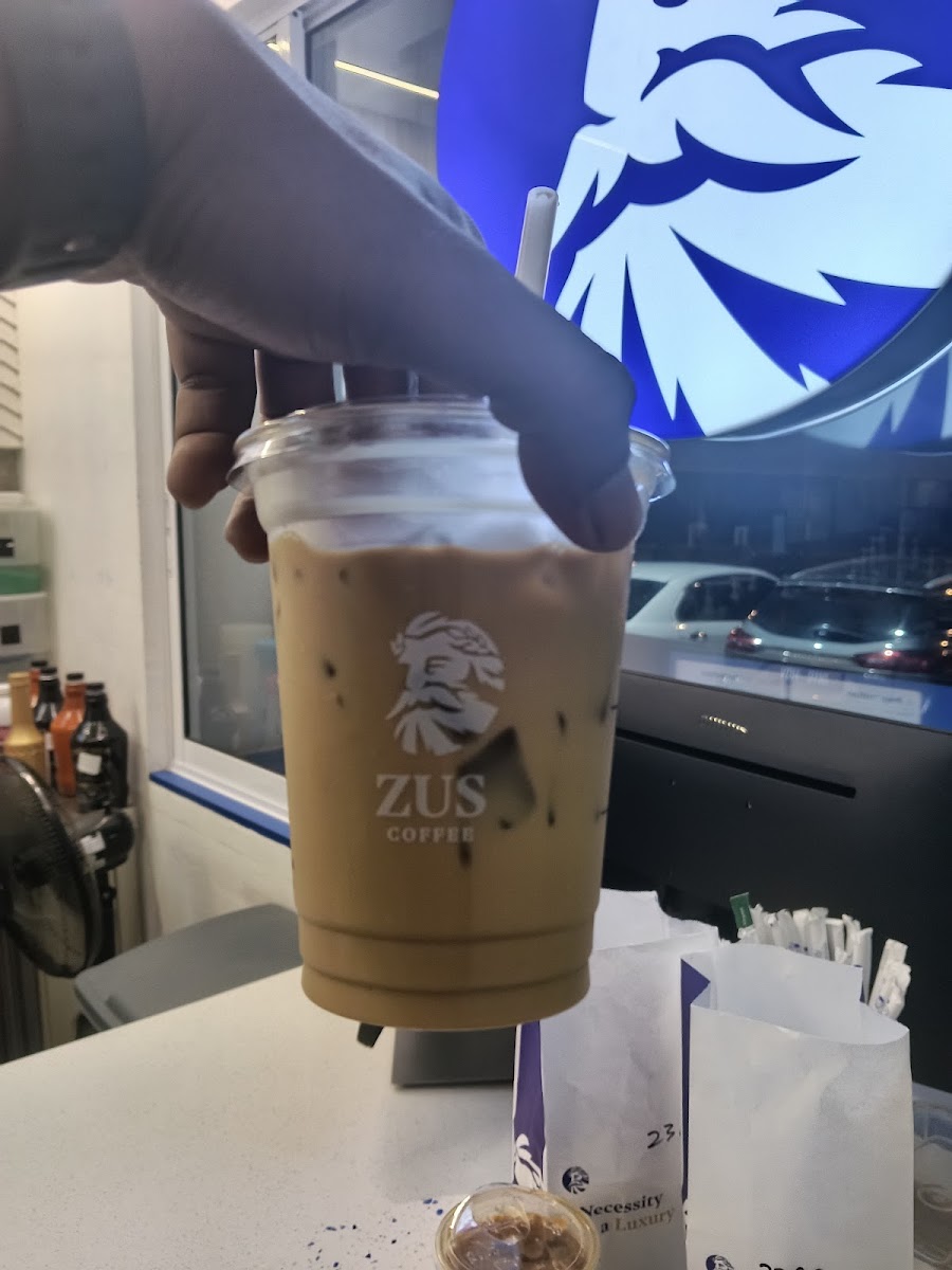ZUS Coffee - Cybersouth, Dengkil Photo 8