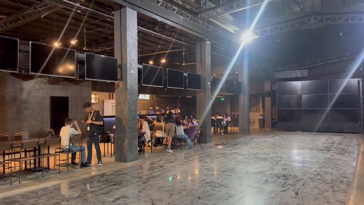 Warehouse Coffee Photo 2