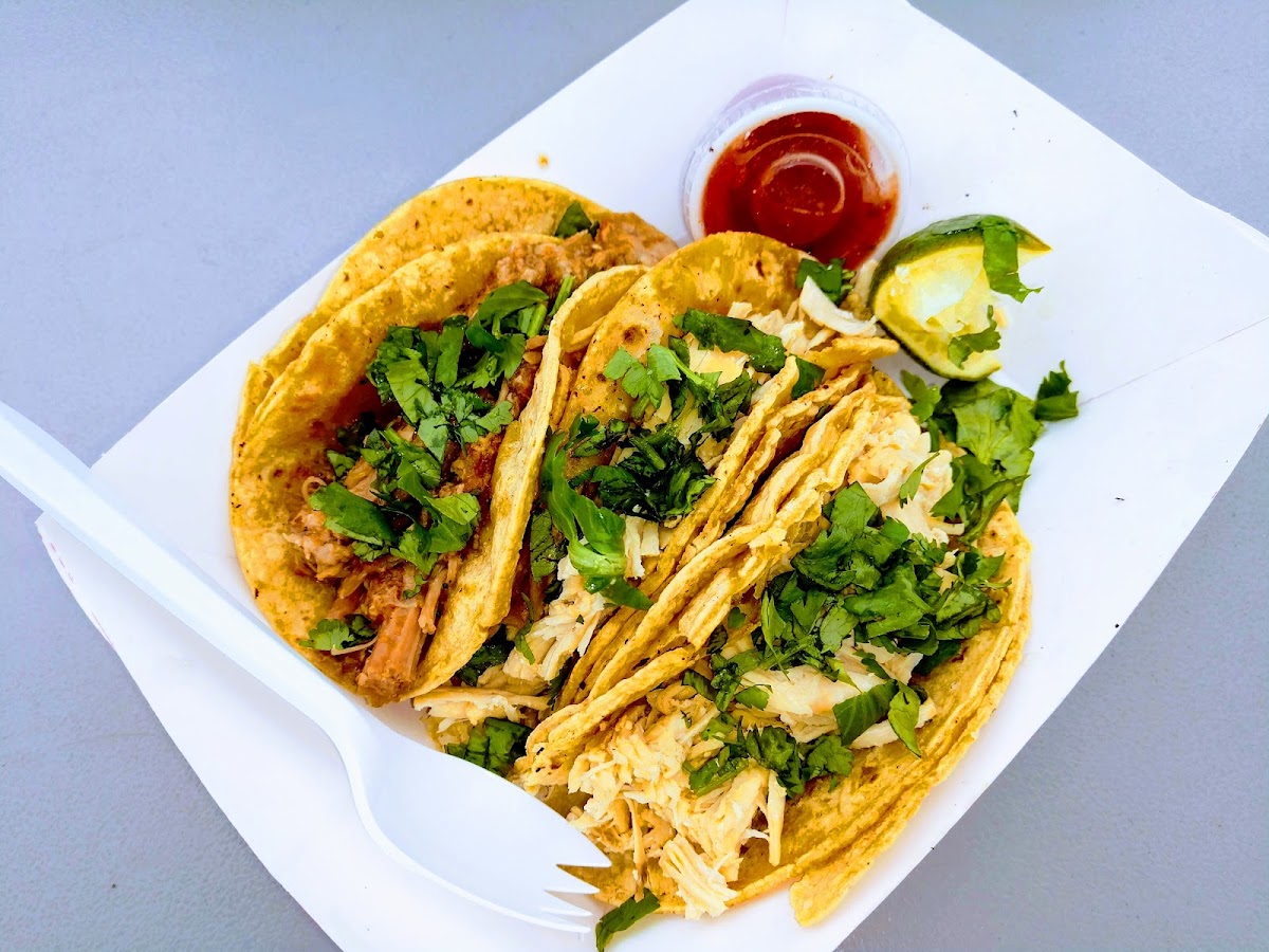 Tony’s Tacos Photo 2