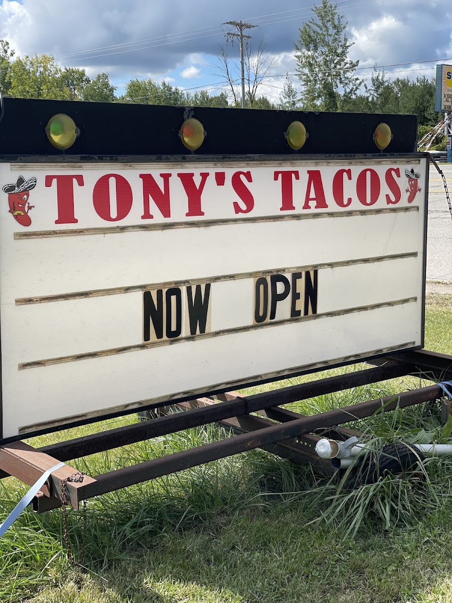 Tony’s Tacos Photo 4