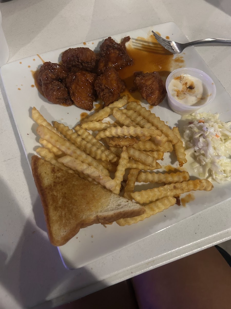 City Limits Grill Photo 5