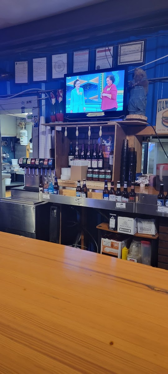 City Limits Grill Photo 6