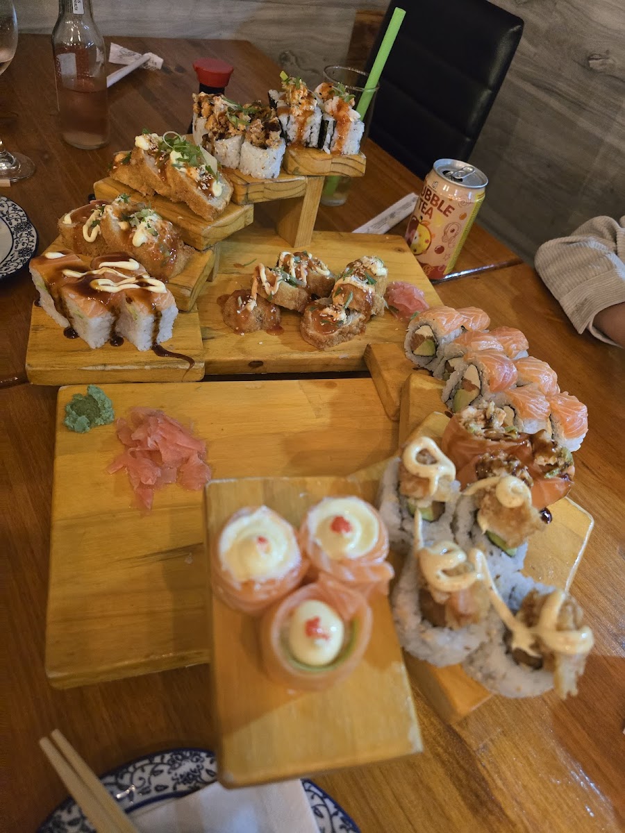 Rock Thai Sushi Kenridge Photo 4