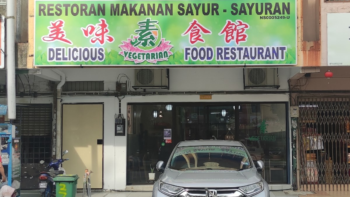 Delicious Vegetarian Food Restaurant