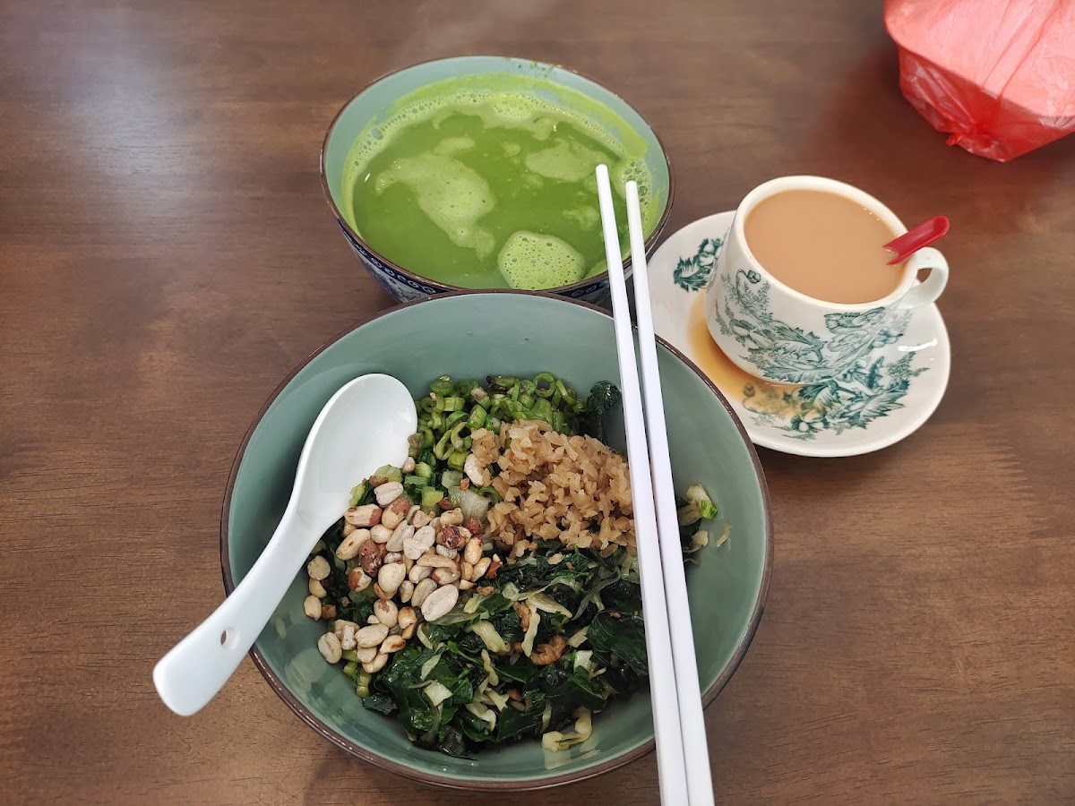 Delicious Vegetarian Food Restaurant Photo 8