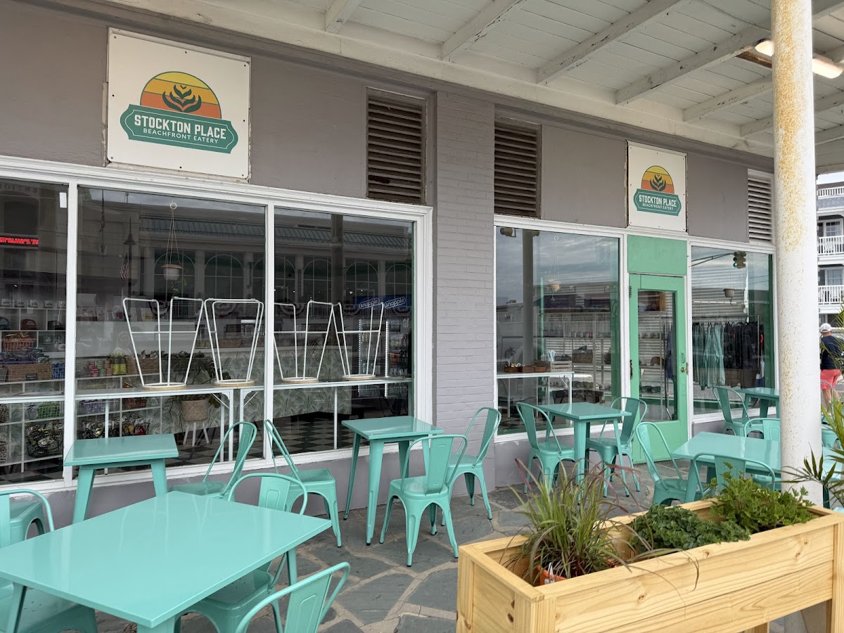 Stockton Place Beachfront Eatery