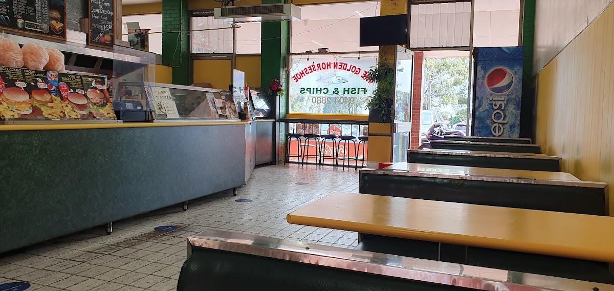The Golden Horseshoe Fish and Chips Photo 4