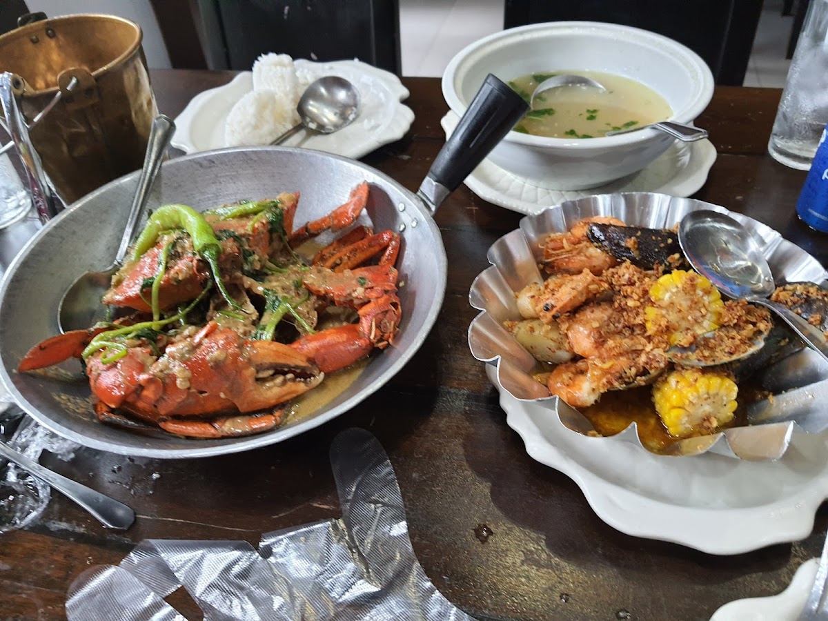 The Red Crab - Tomas Morato Photo 10
