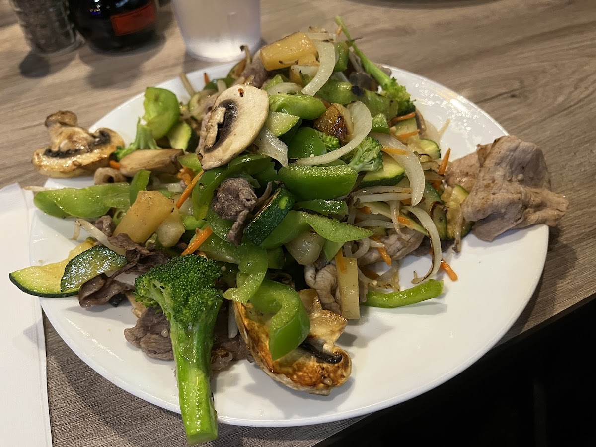 Chang's Mongolian Grill Photo 9