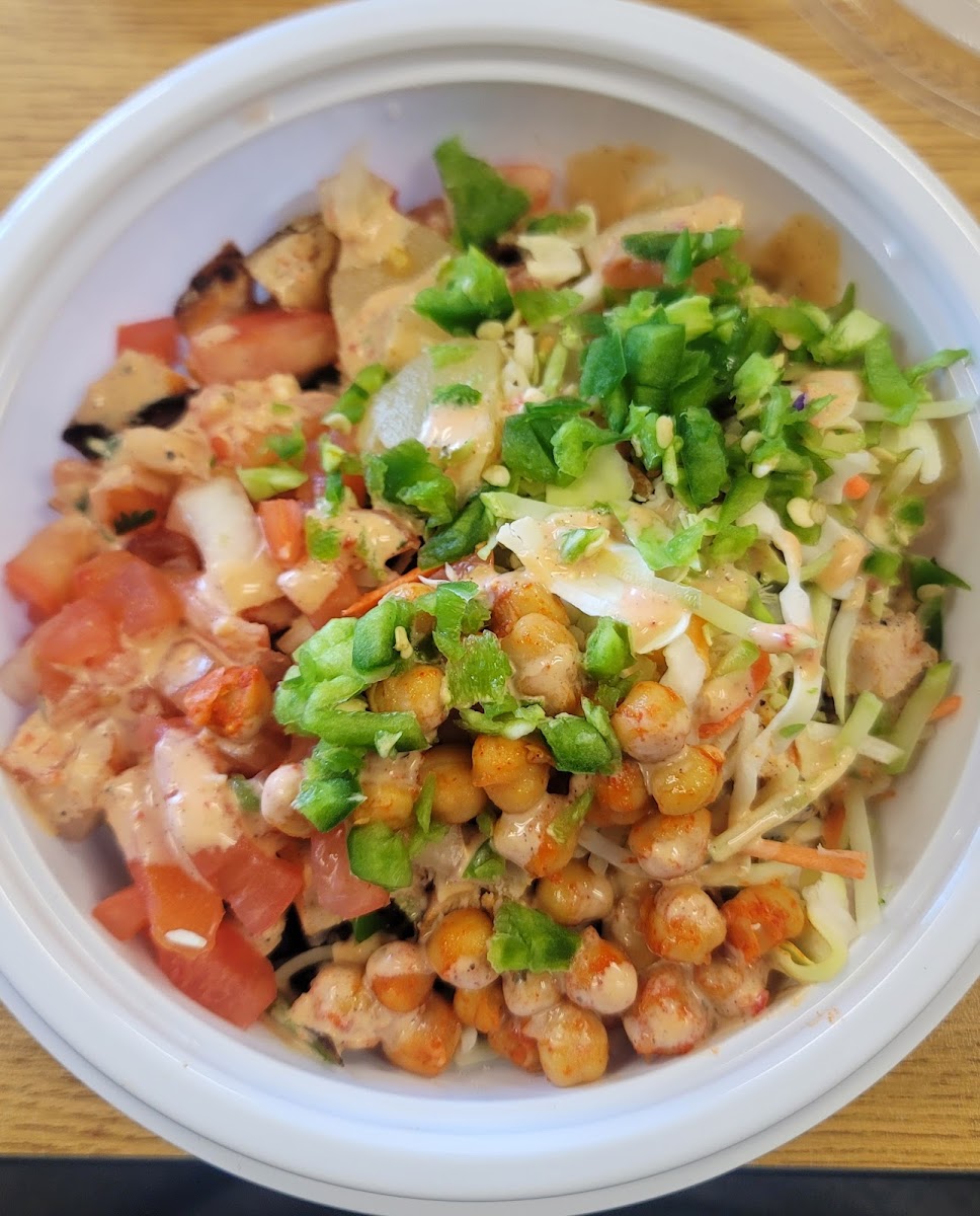 Mucho Burrito Fresh Mexican Grill Photo 3