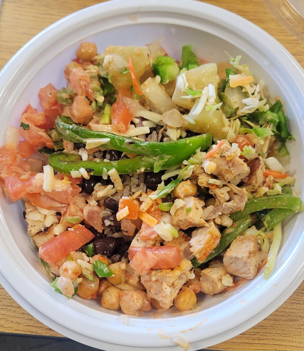 Mucho Burrito Fresh Mexican Grill Photo 8
