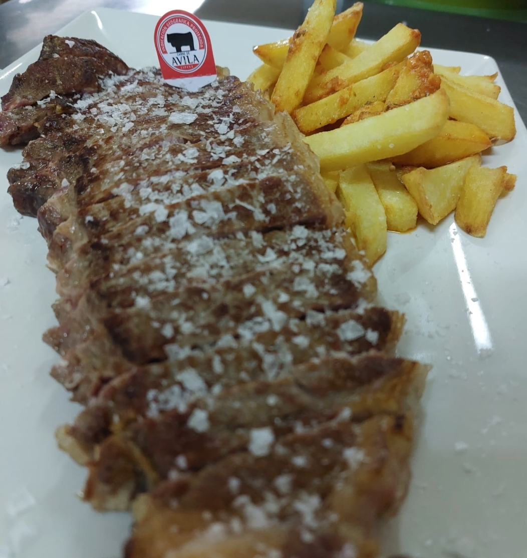 El Sur de Gredos Restaurante Photo 2