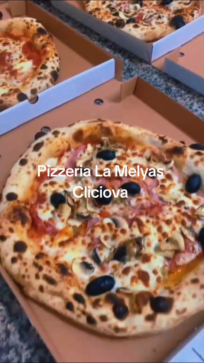 Pizzeria La Melyas Photo 2