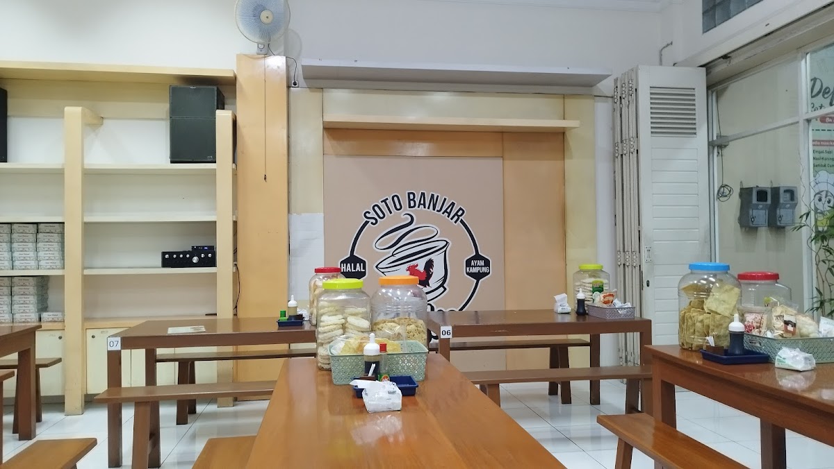 Soto Banjar Bu Nita