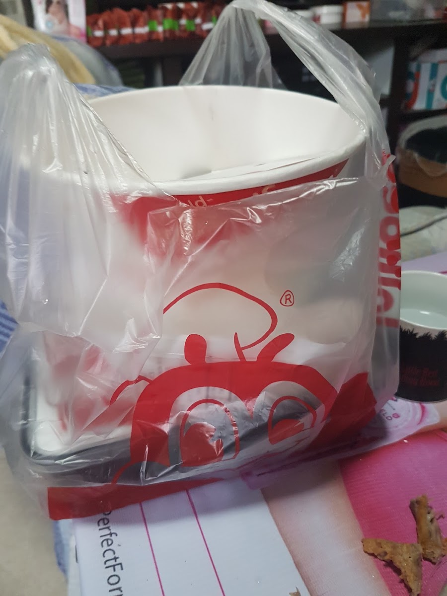 Jollibee - Malanday Photo 5