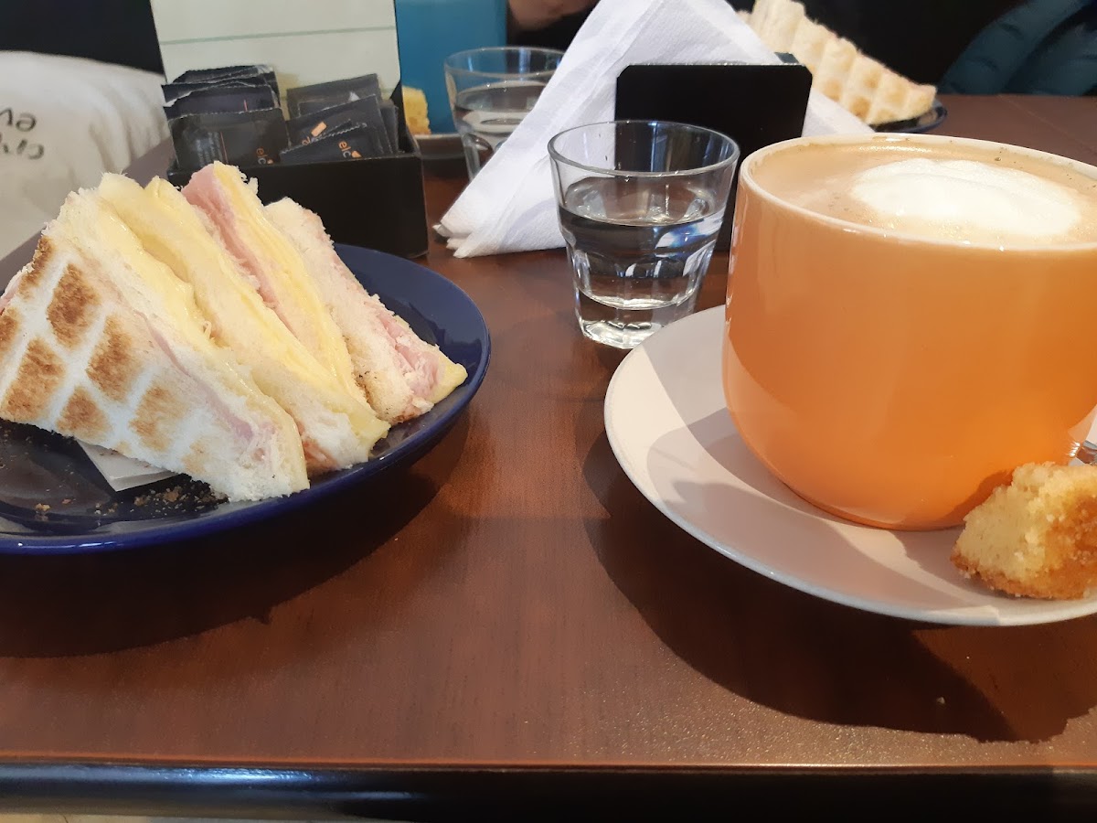 Origen Café Photo 10