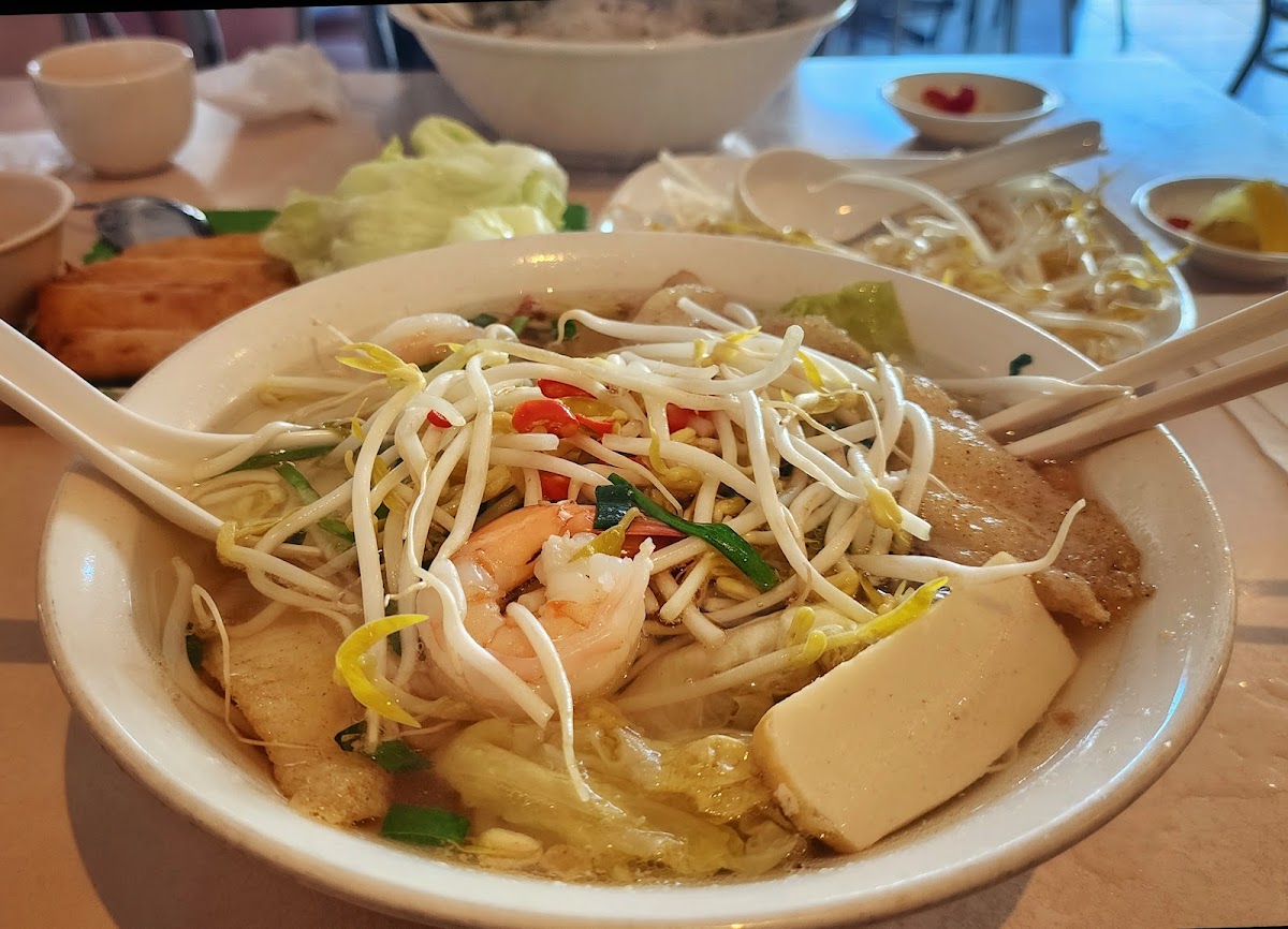Nam Son Restaurant Photo 4