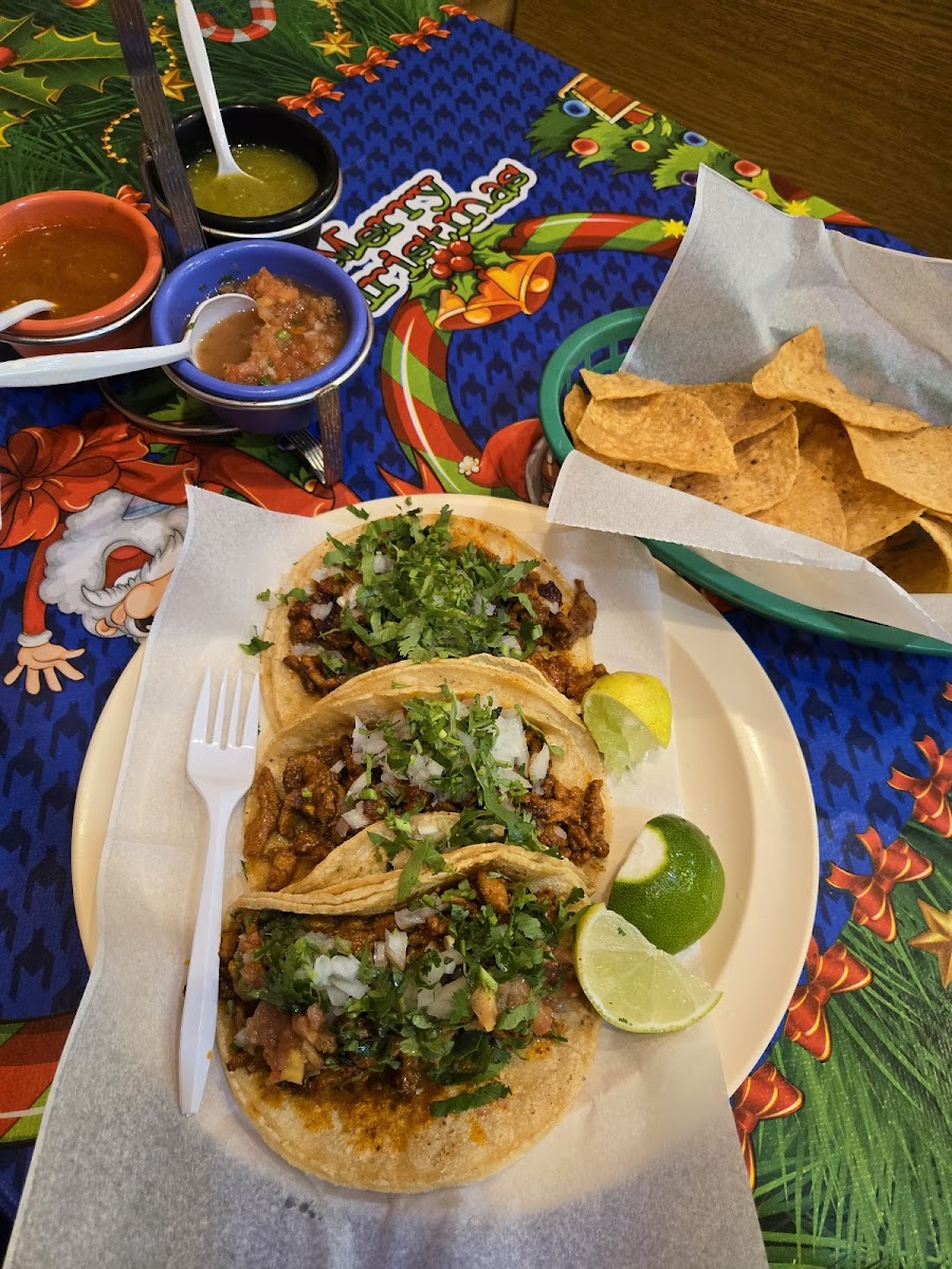 El Burrito Mexicano Photo 3