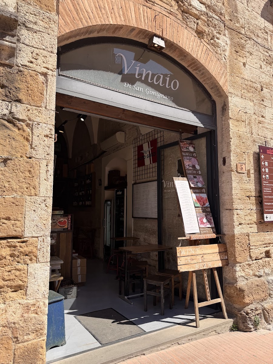 Vinaio di San Gimignano Photo 3