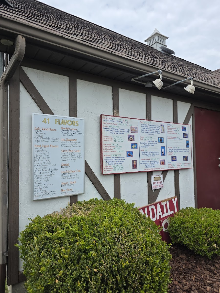 Cascades Ice Cream Co Photo 10