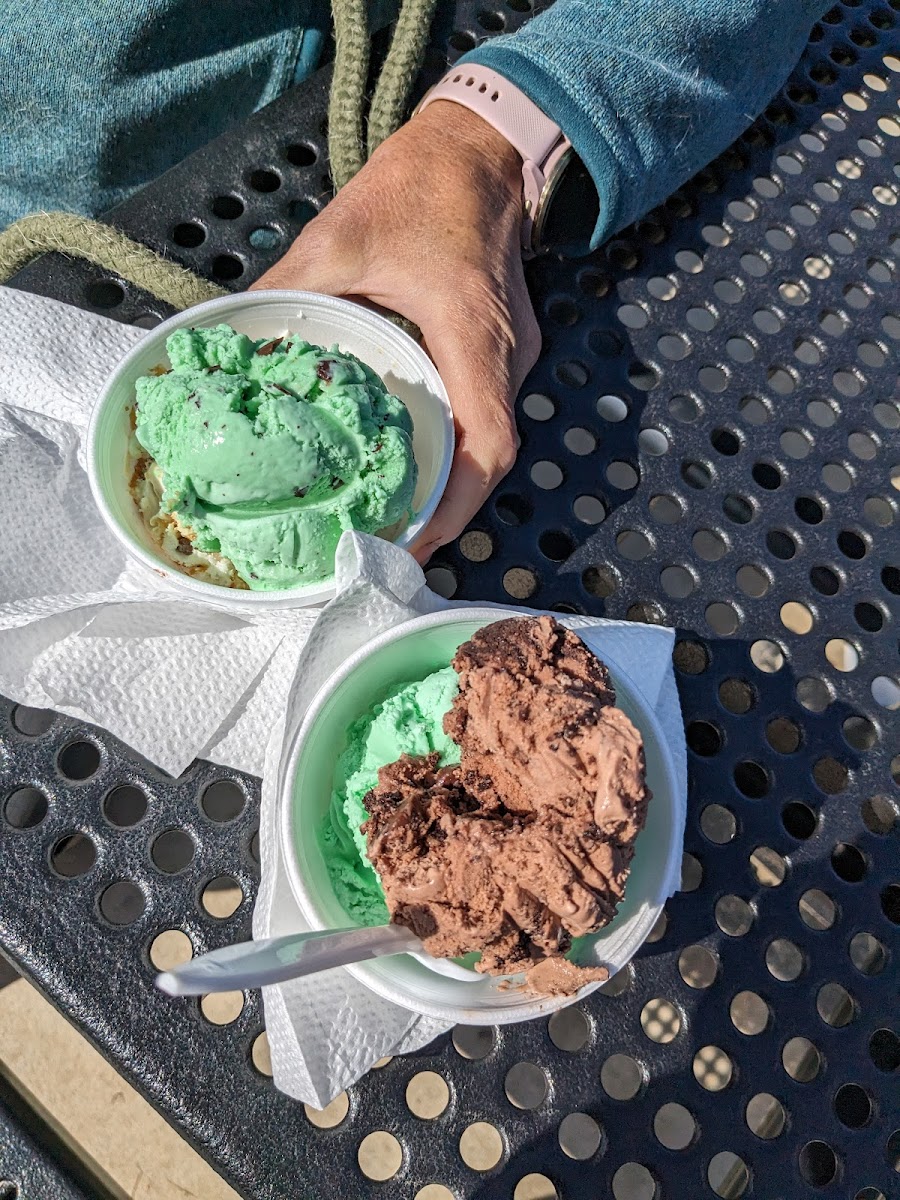 Cascades Ice Cream Co Photo 8