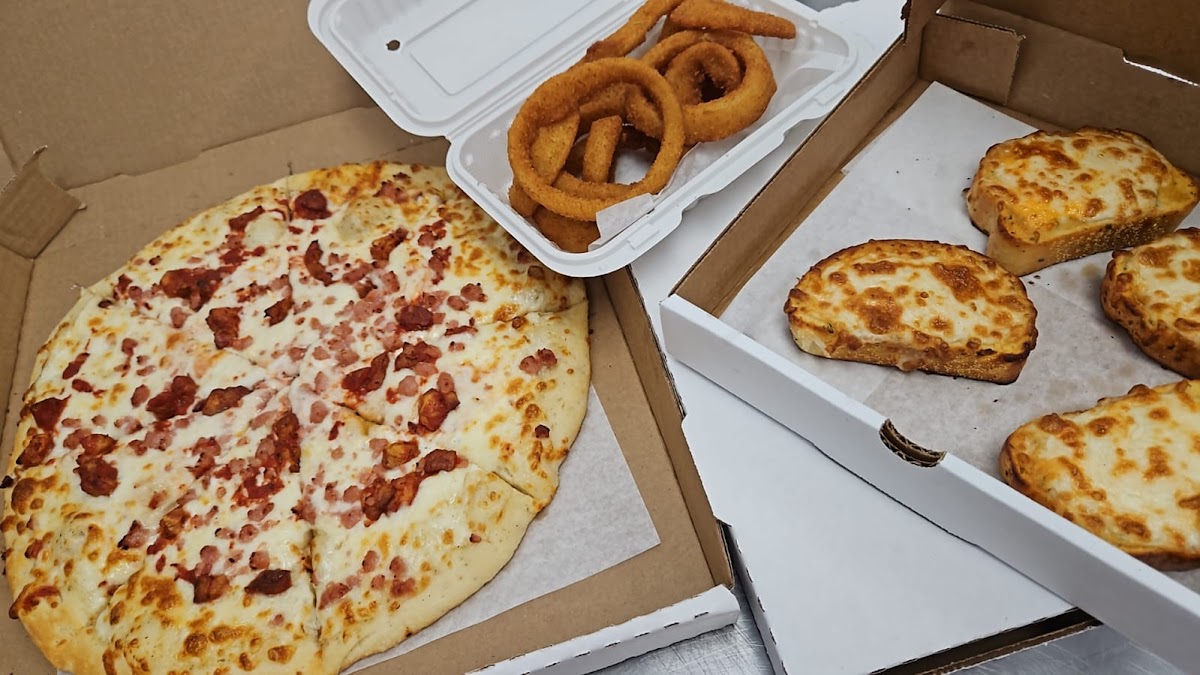 frick'n chicken& pizza main Photo 10