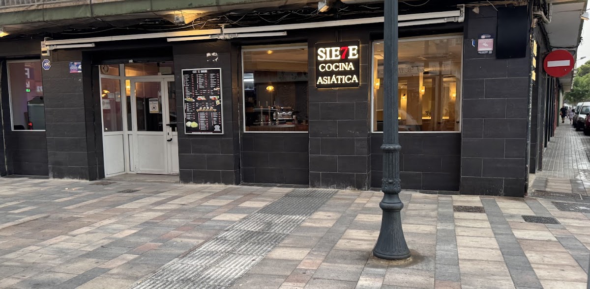 SIETE & COCINA ASIÁTICA