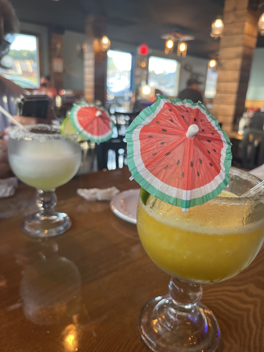 La Perla Mexican Seafood Bar & Grill Photo 4