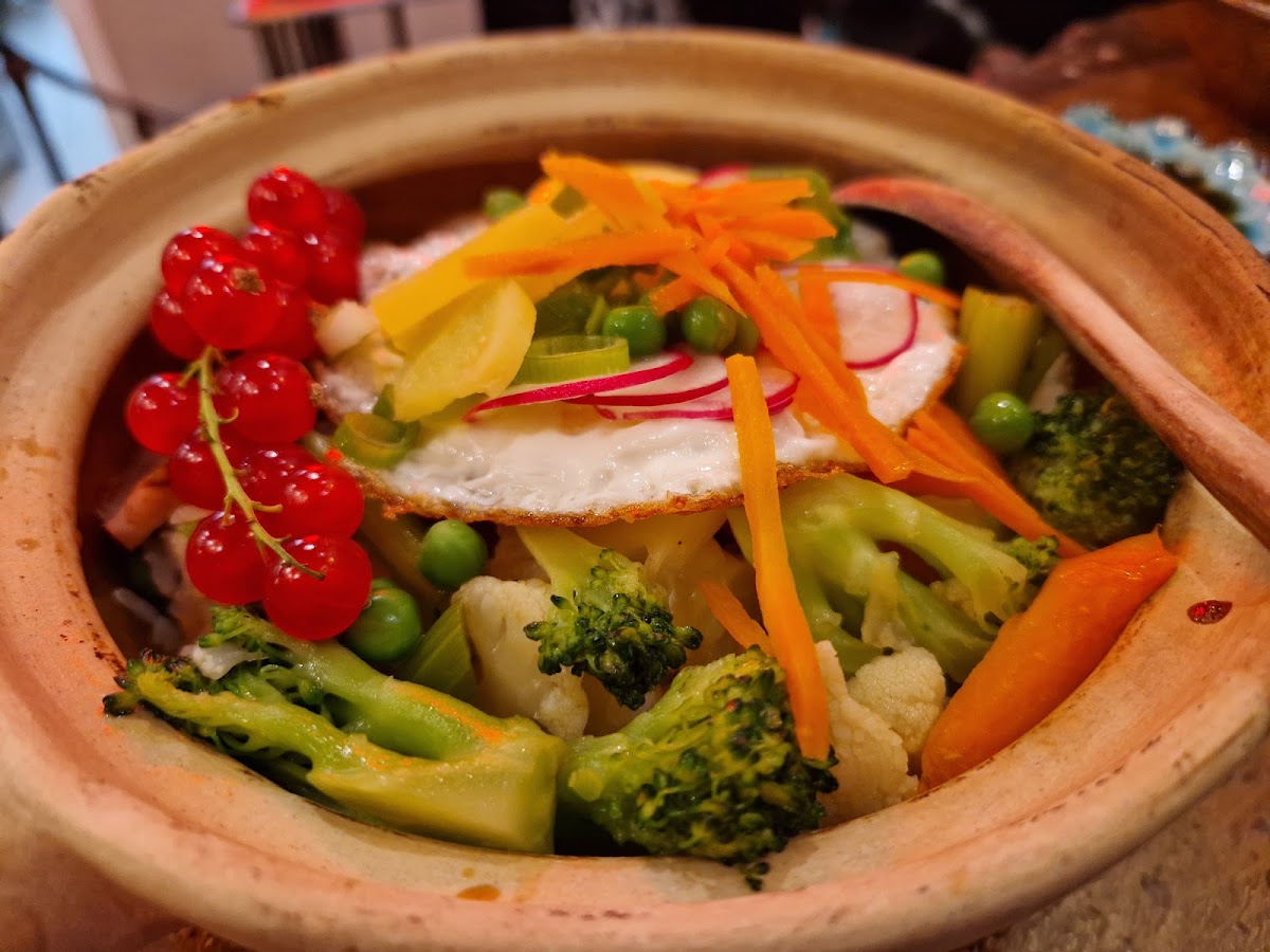 Restaurant YUM Teahouse & Bar Photo 10