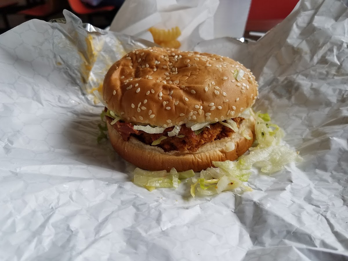 Starbuck's Drive-In Photo 8