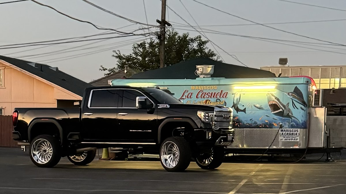Mariscos 'La Cazuela' Photo 4