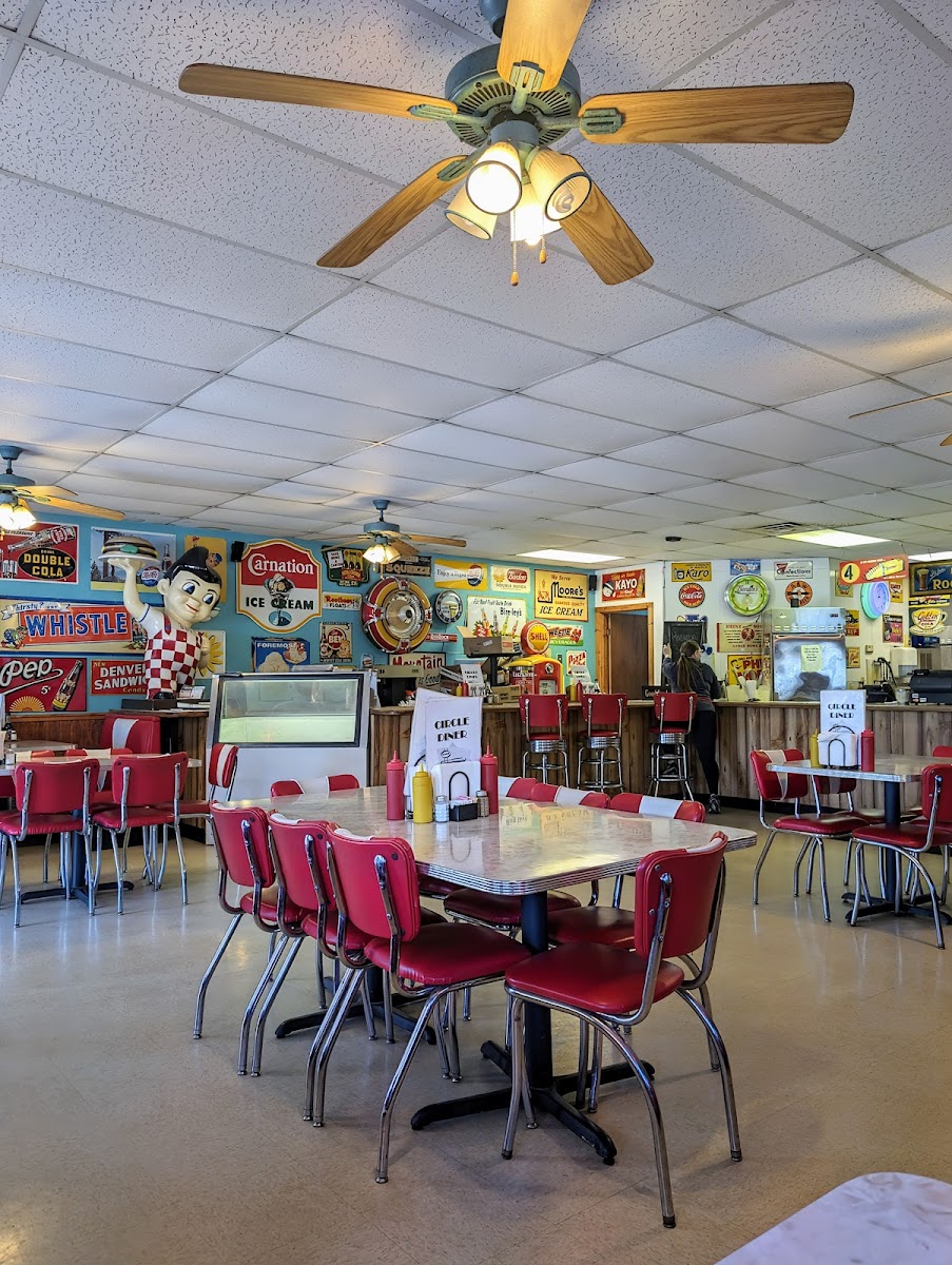 Circle Diner