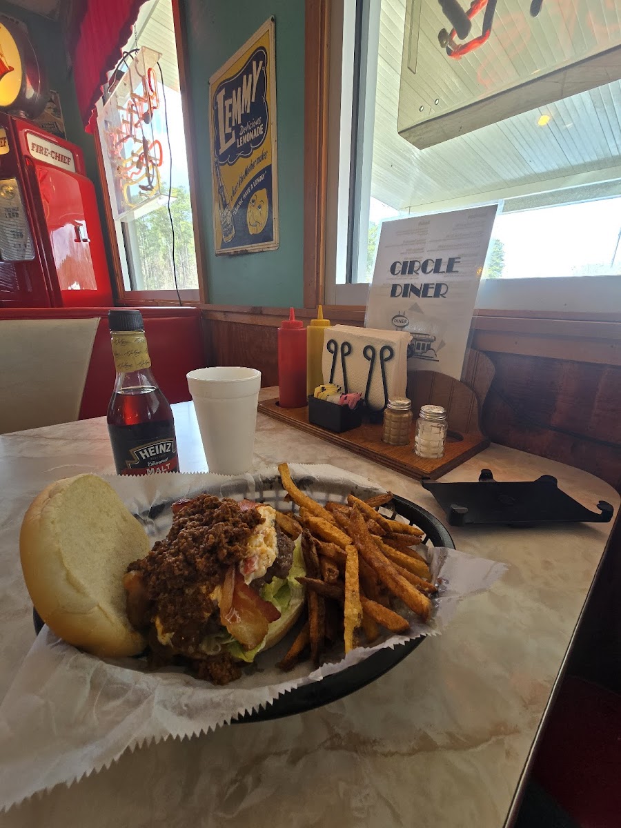 Circle Diner Photo 3