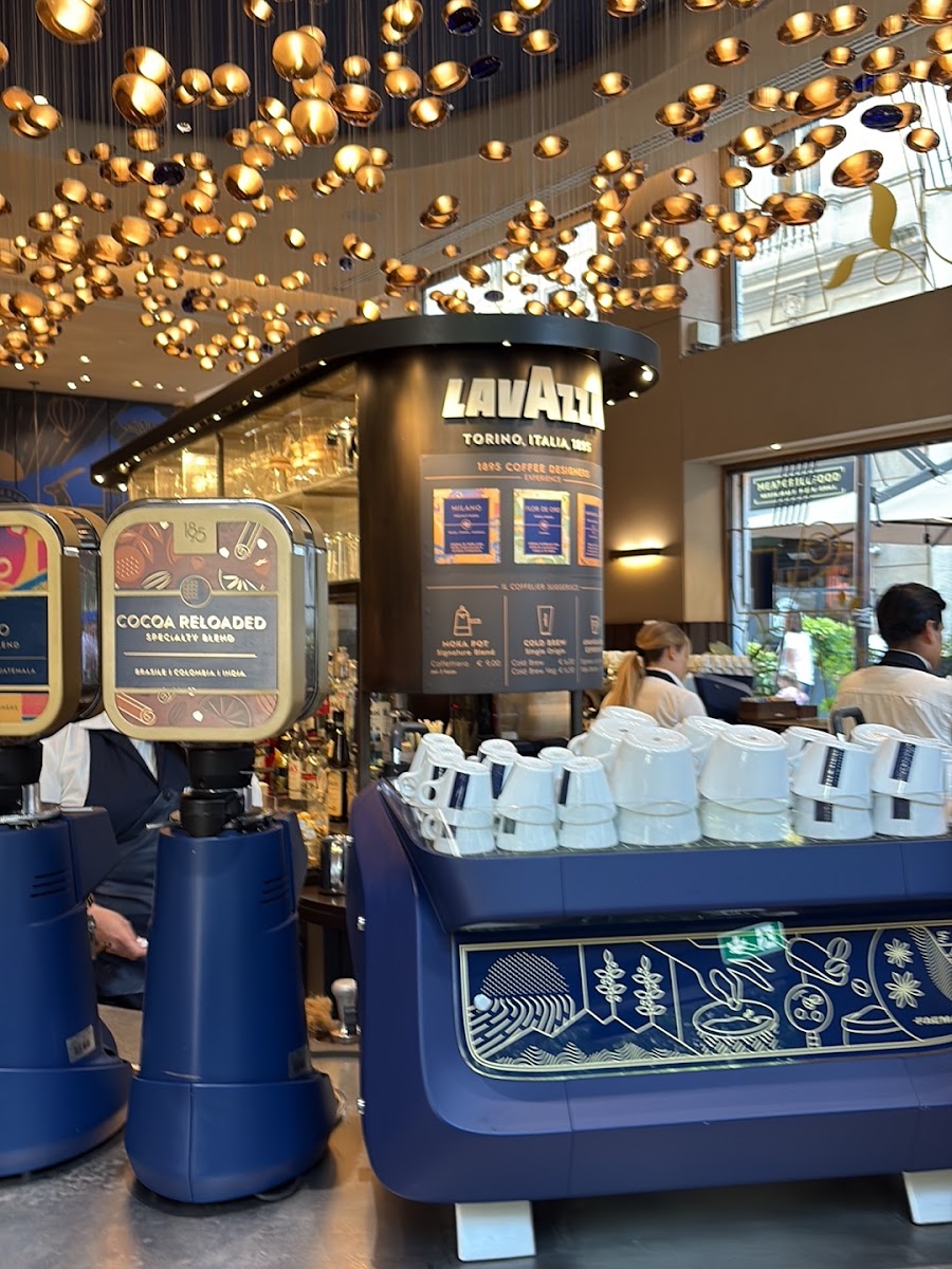 Flagship Store Lavazza - Milano Photo 3