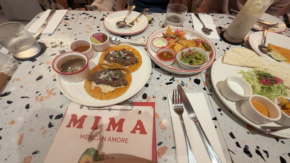 MIMA Mexican - Tacos, Burritos & Cocktails | My Front Yard Photo 5