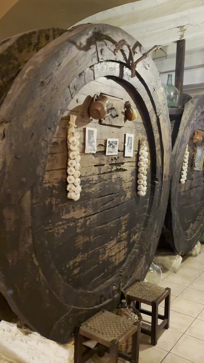 Restaurant Celler Can Lau Photo 2