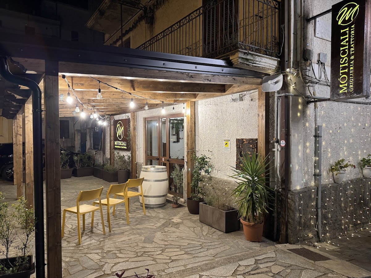 MÓTISCIALI Griglieria&Trattoria