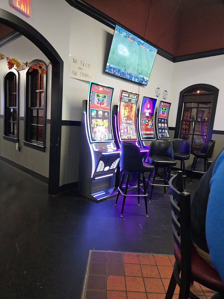 Orchard Bar & Grill Photo 3