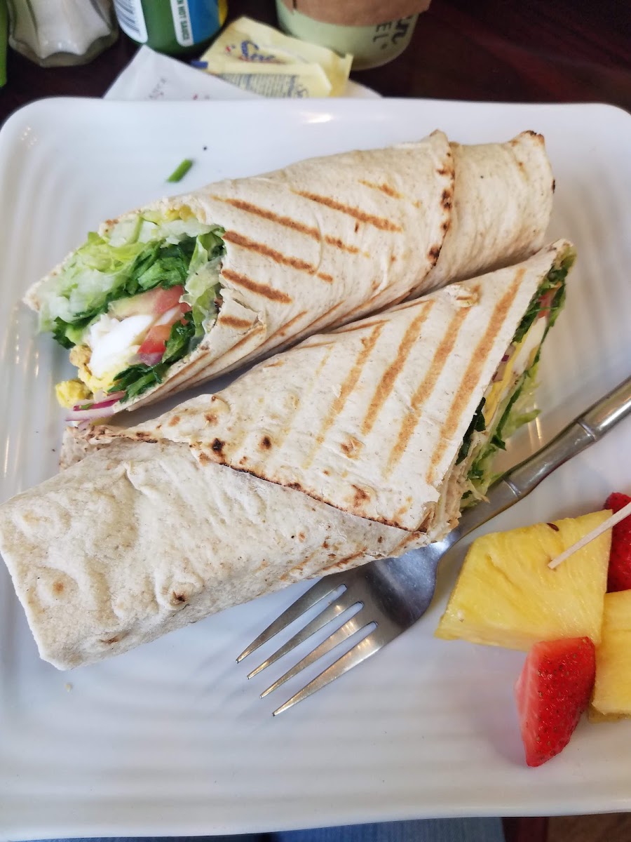 Royalty Juice Bar & Cafe Photo 6
