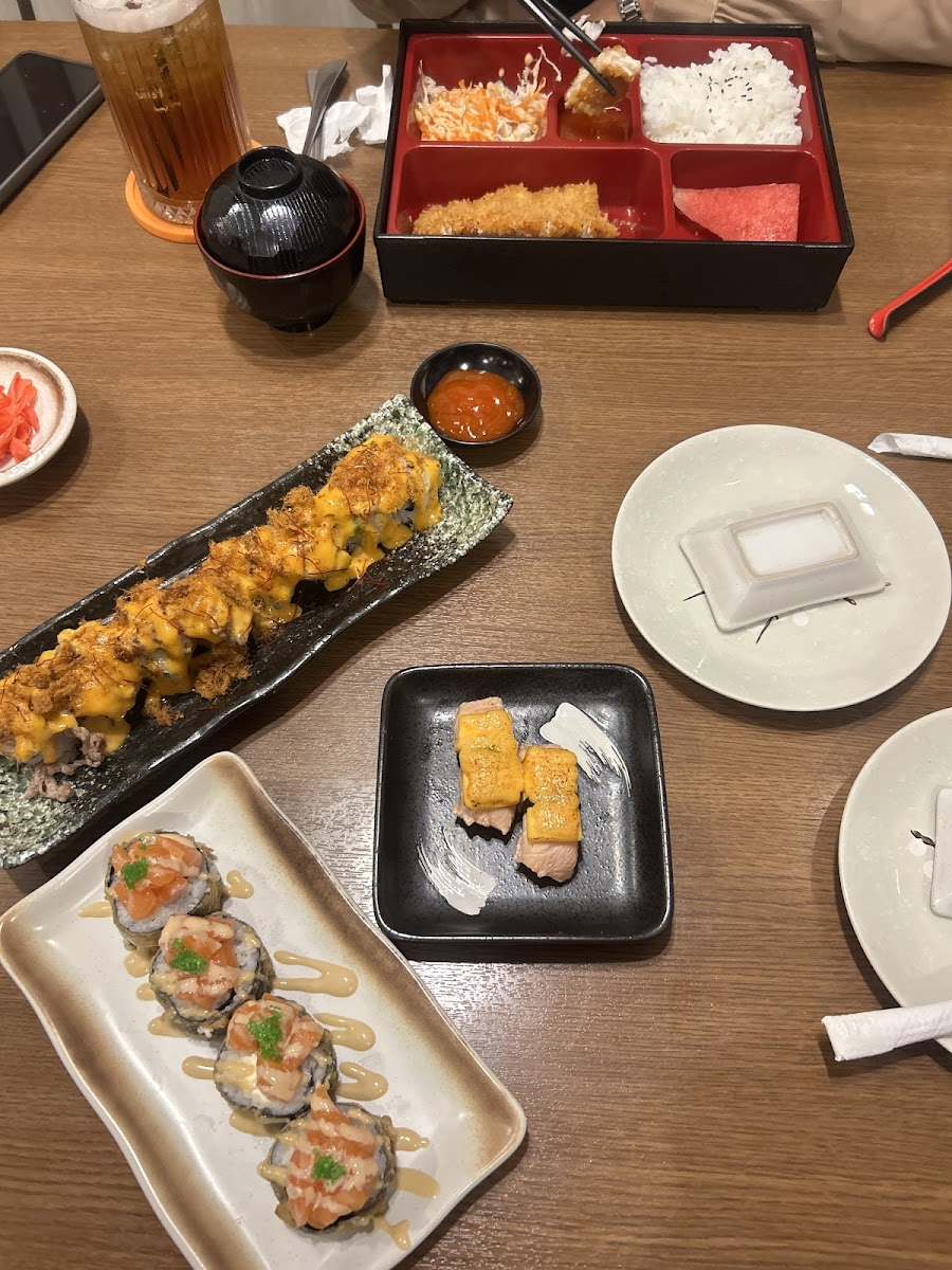 Oishi Sushi & Coffee Photo 4