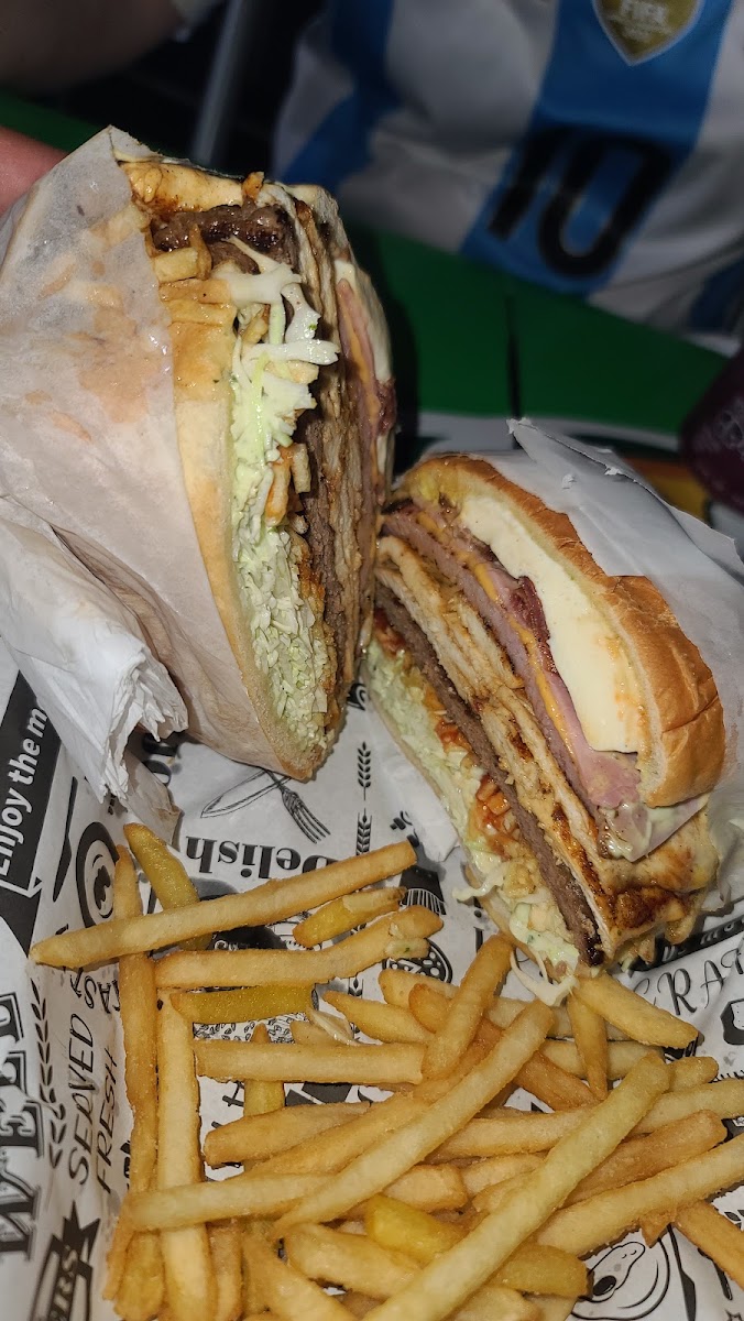 THE RITERO BURGER Photo 5