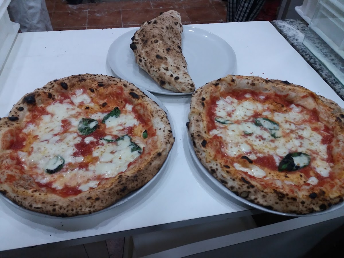 Izzo Pizza Photo 7