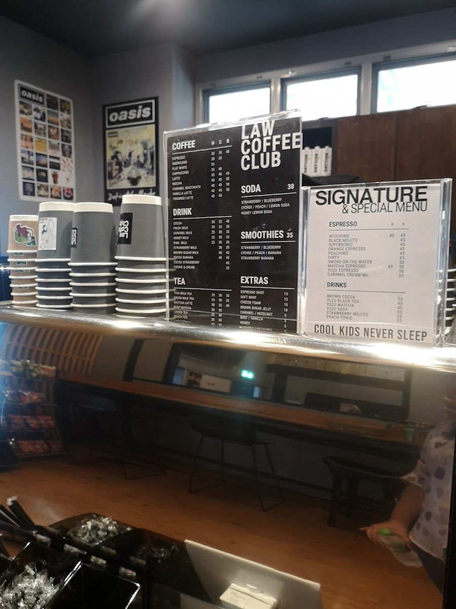 Law Coffee Club ลอว์คอฟฟี่คลับ คณะนิติศาสตร์ มช. Photo Menu 7