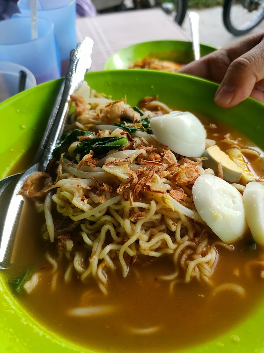 Warung Megi Goreng Viral Mee Goreng Badot Photo 4